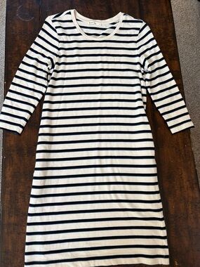 Marine Layer Navy, Black, and Cream Striped Long Sleeve Dress, Small